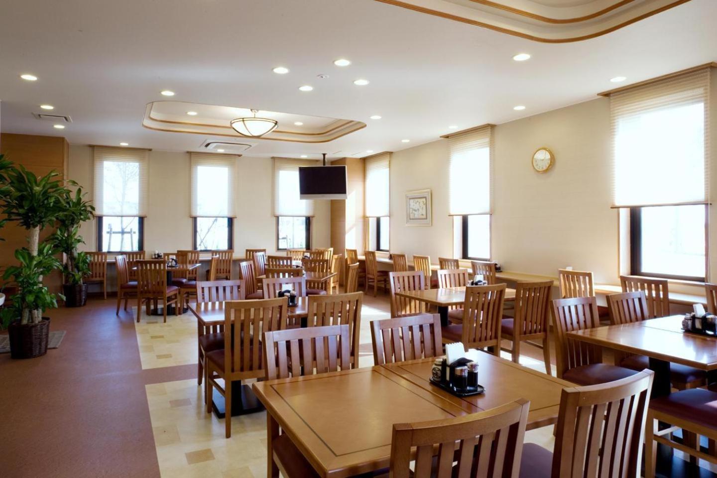 Hotel Route-Inn Mikawa Inter Hakusan Dış mekan fotoğraf